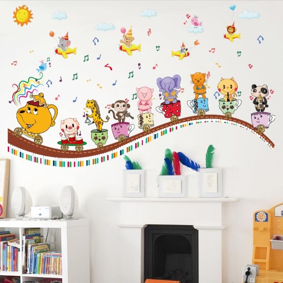 Sticker decorativ, Trenulet cu animale, 130 cm, 800STK