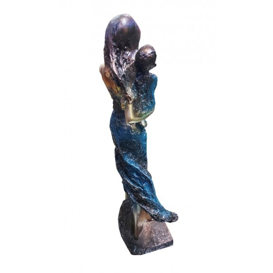 Statueta Mama cu copilul in brate, 30 cm, 30013TT Statueta Mama cu copilul in brate, 30 cm, 30013TT