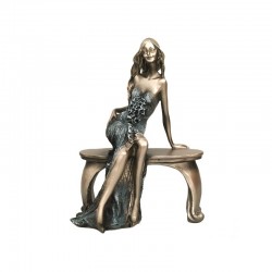 Statueta reprezentand o Fata pe banca 18x24 cm Statueta reprezentand o Fata pe banca 18x24 cm