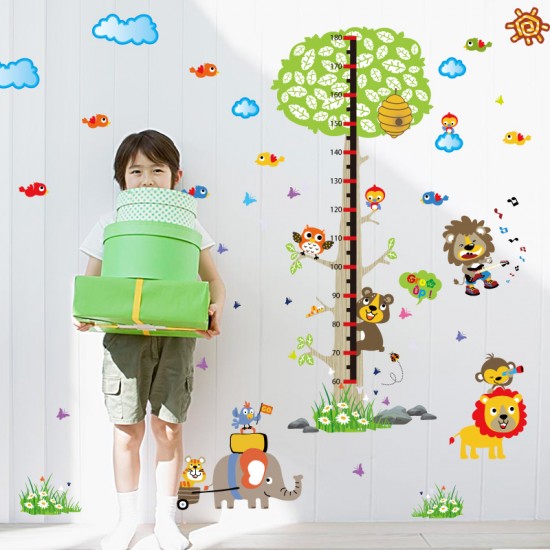 Sticker decorativ, masuratoare copacel cu animalute 143 cm, 70STK